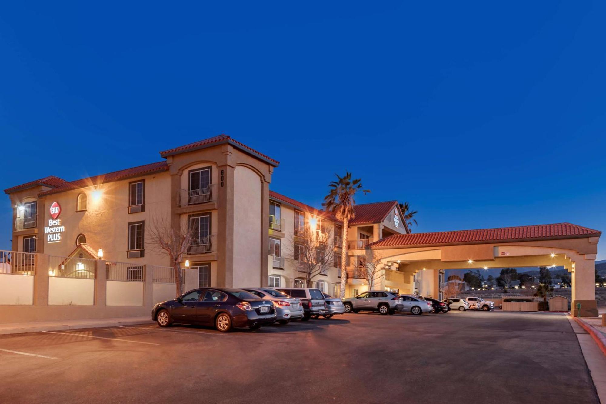 Best Western Plus John Jay Inn & Suites Palmdale Eksteriør bilde